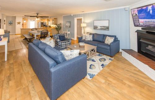 Sandbridge House | Off The Board