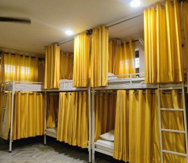 Bani Park Hotel | Ohh Hostler