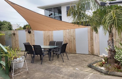 Ohope House | Ohope Beach House 3min stroll to the Beach or Harbour