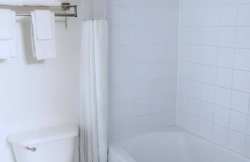 Alva Hotel | OK Welcome Home Hotel