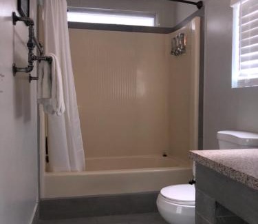 Olancha Hotel | Olancha RV Park and Motel