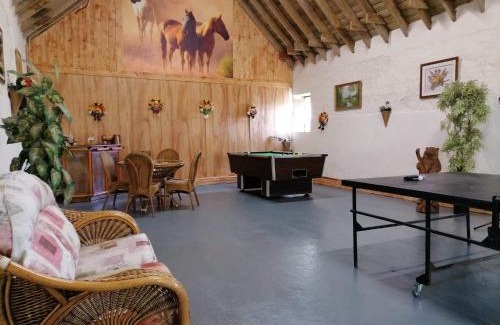 Kilkenzie House | Old Barn Farm Cottage - Cc