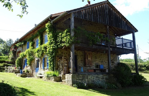 Le Monestier House | Old character house