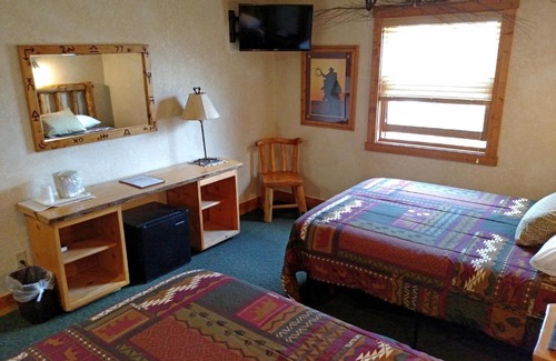 Centennial Hotel | Old Corral Hotel