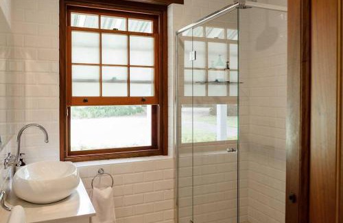 Duns Creek Villa | Old Duninald - Heritage House