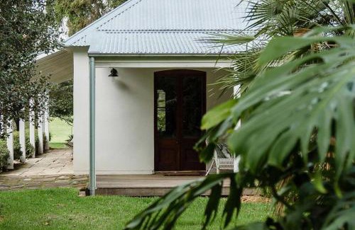 Duns Creek Villa | Old Duninald - Heritage House