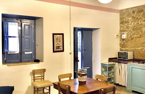 Capo d'Orlando House | Old fisherman's house overlooking the sea, along the Capo d'Orlando promenade