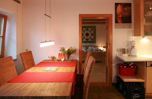 Bad Heilbrunn Apartment | Old house - new walls: large 4 star * apartment in the old farmhouse built in 1666