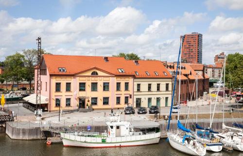 Old Town Hotel | Old Mill Comfort