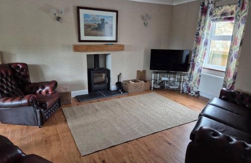 Fremington House | Old School Cottage