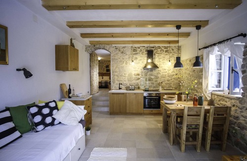 Velim Villa | Old Stone House With Swimming Pool