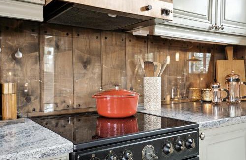Orkdal House | Old Swiss Hotel Charm In Seljestad