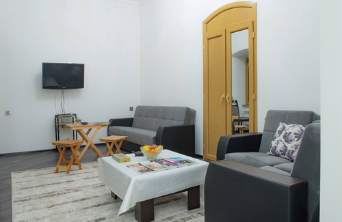 Baku Old Town Apartment | Old town central apartment