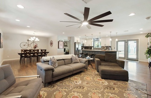 Scottsdale Country Acres House | Old Town Scottsdale Luxury – Heated Pool & Media Room