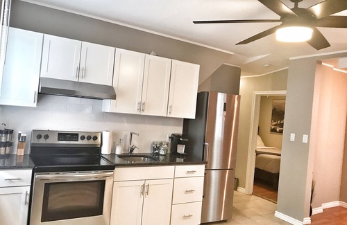 Walkerville Apartment | Olde Walkerville Private 1BD/1BA Main Floor Apt.