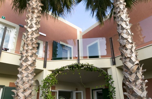 Paceco House | Olea Court Resort