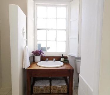 Koringberg House | Olive grove cottage