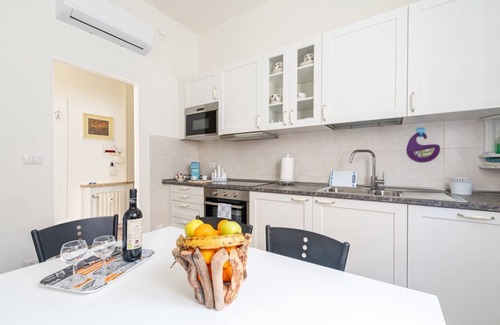 Pablo Apartment | Oltretorrente Hospital Apartment
