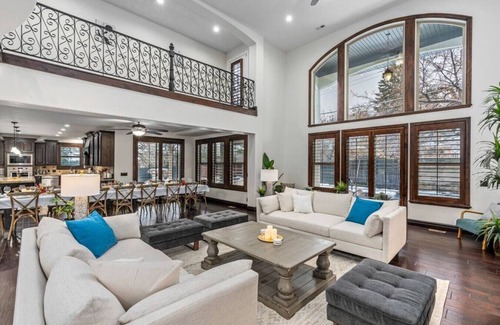 Olympus Cove House | Olympus Luxury-Prime Location- HotTub+Theater+More