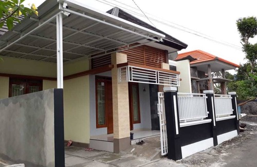 Mlati Villa | Omahkoe Jongke