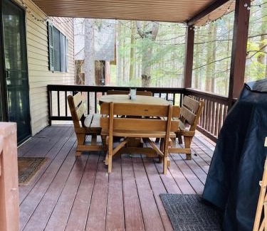 Sky Valley House | On a Whim Peaceful 2 bedroom home plus loft in charming lakefront community