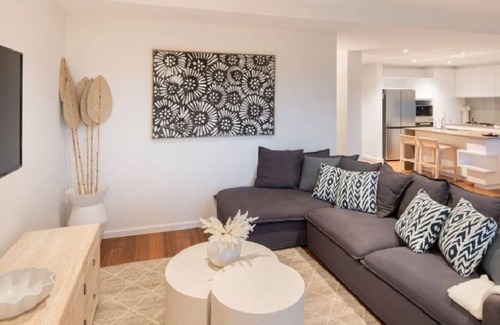 Magenta Shores House | On Par at Magenta - Resort pool and beach access
