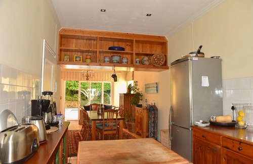 Newlands House | On Pinewood Guest House