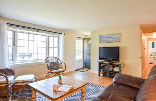 East Dennis House | On the Bayside of Dennis w Ping Pong