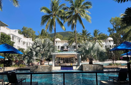 Palm Cove Apartment | On the Beach at Peppers Beach Club 3427