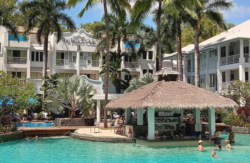 Palm Cove Apartment | On the Beach at Peppers Beach Club 3427