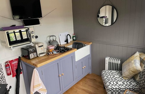 Saint Breward House | On the Moor Shepherd's Hut - Bronn