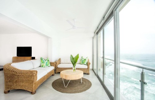 Sheffield Beach Apartment | On the Rocks Sheffield