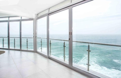 Sheffield Beach Apartment | On the Rocks Sheffield