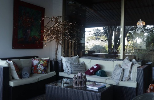 Beacon Bay House | On-the-Summit Lodge & Conference Venue