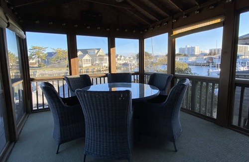 Montego Bay House | On The Water * Private Dock * Sunset Porch Views
