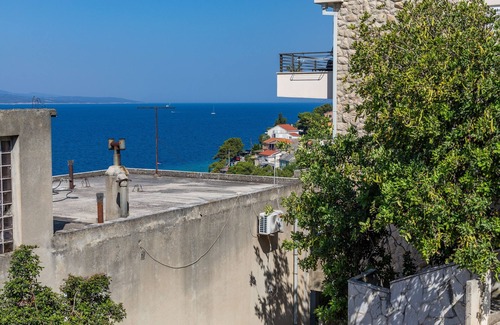 Bratus Apartment | One bedroom apartment near beach Bratuš, Makarska (A-22135-b)