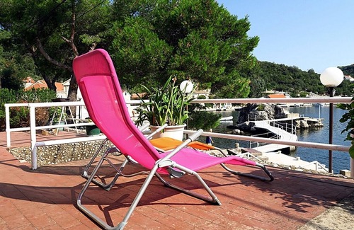 Okuklje Apartment | One bedroom apartment near beach Okuklje, Mljet (A-4912-d)