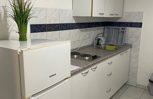 Blato Apartment | One bedroom apartment with balcony and sea view Živogošće - Blato, Makarska (A-22253-a)