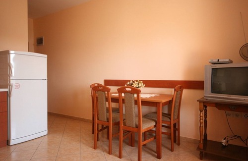 Kustici Apartment | One bedroom apartment near beach Kustići, Pag (A-4081-a)