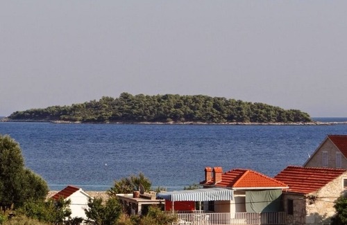 Prizba Apartment | One bedroom apartment near beach Prižba, Korčula (A-14385-a)