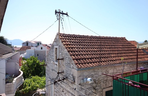 Sucuraj Apartment | One bedroom apartment with balcony and sea view Sućuraj, Hvar (A-6732-a)
