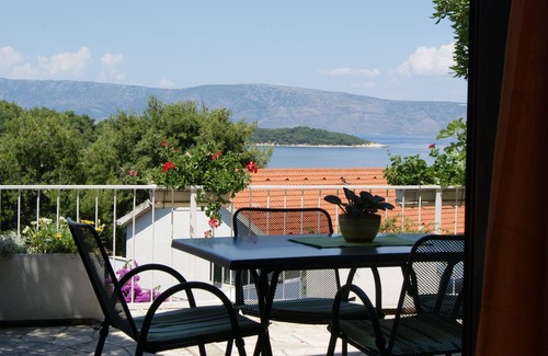 Island Hvar Apartment | One bedroom apartment with terrace and sea view Jelsa, Hvar (A-15348-b)