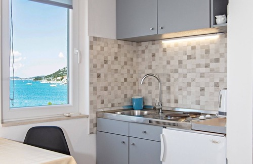 Tijesno Apartment | One bedroom apartment with balcony and sea view Tisno, Murter (A-815-e)