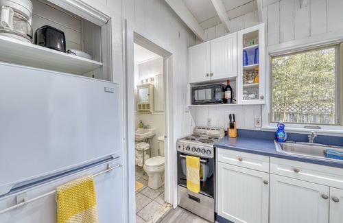 Ocean Bay Park Condo | One Bedroom Apt. in Ocean Bay Park with deck & gas grill