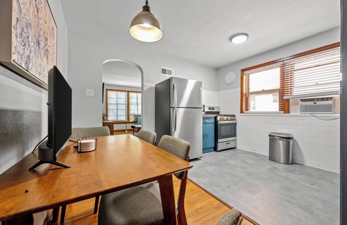 The Southampton Apartment | One-bedroom-City Livin'