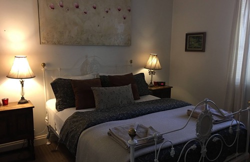 Upper Wakefield Bed & Breakfast | One bedroom cottage in the beautiful Clare Valley