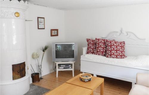 Jonkoping House | One-Bedroom Holiday Home In Jonkoping