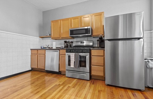 The Southampton Apartment | One Bedroom South City Retreat by StayLage