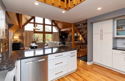 Ankeny House | One-of-a-kind home in Ankeny on 1.8 acres with a pond. You will truly feel like you are on a resort but will be able to have this piece of paradise all for yourself.