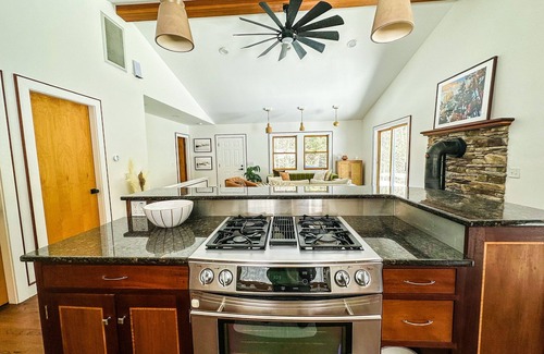 Morrisville House | One-of-a-kind, modern retreat w/indoor sports court, hot tub, and spa